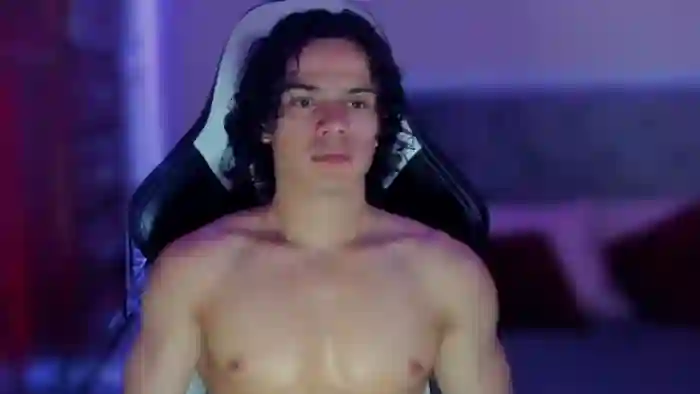 travis-lewis