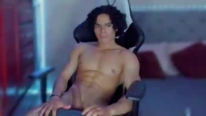 travis-lewis