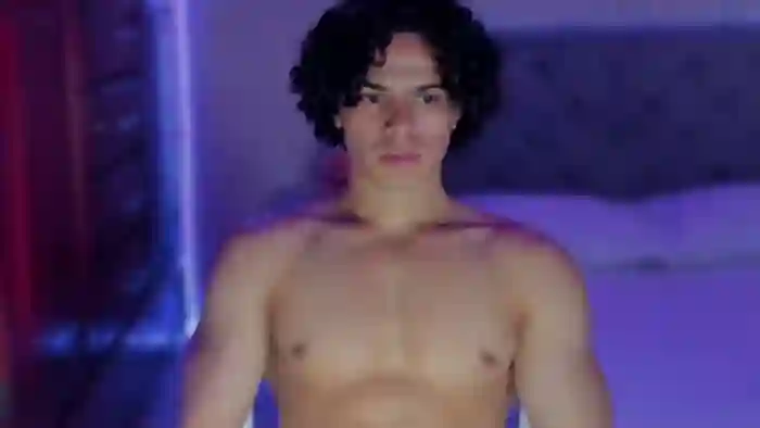 travis-lewis