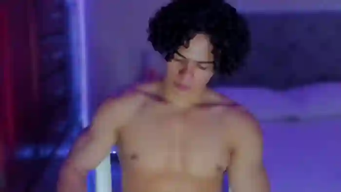 travis-lewis
