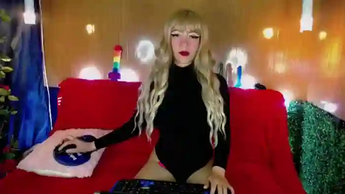 zandra-simsom