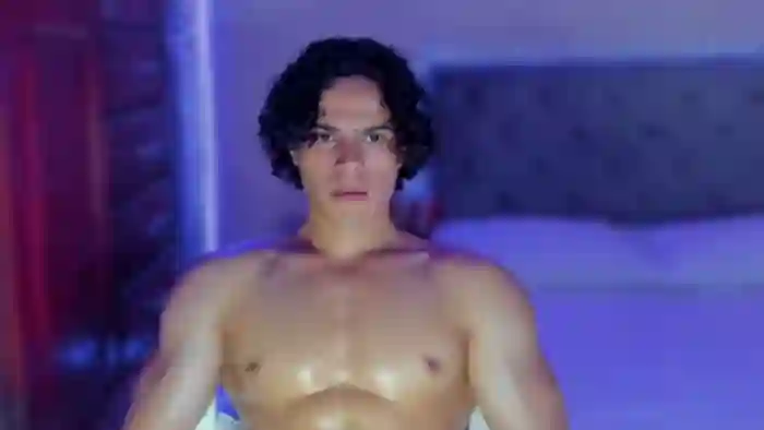 travis-lewis