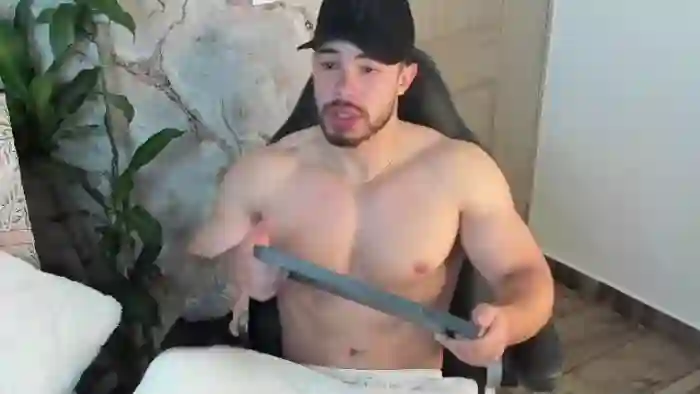 valenthino-king