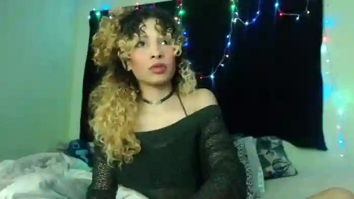 petite-ariana