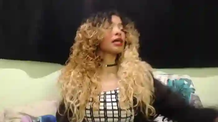petite-ariana