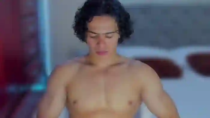 travis-lewis