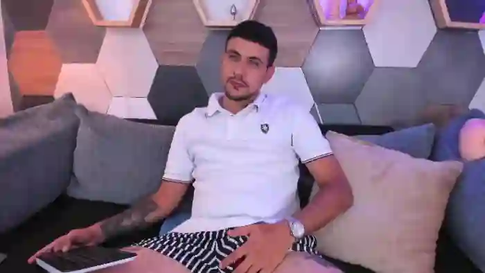 paul-riveraa