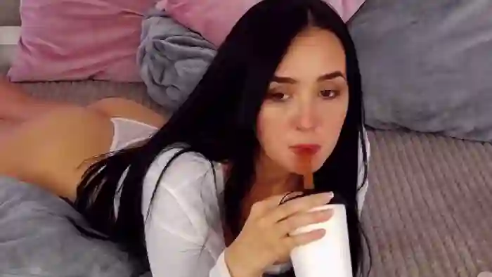 zoe-niickels