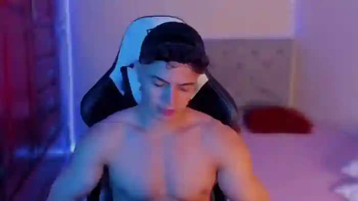 travis-lewis