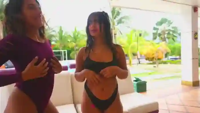 island-girls