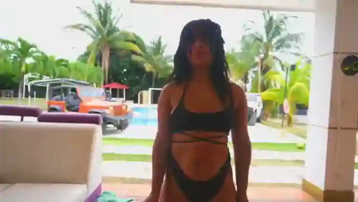 island-girls