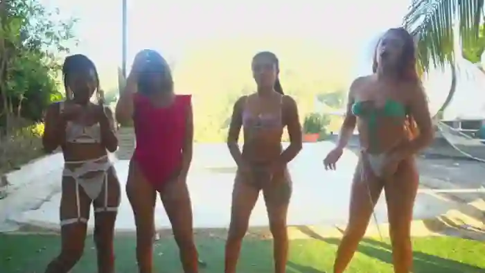 island-girls