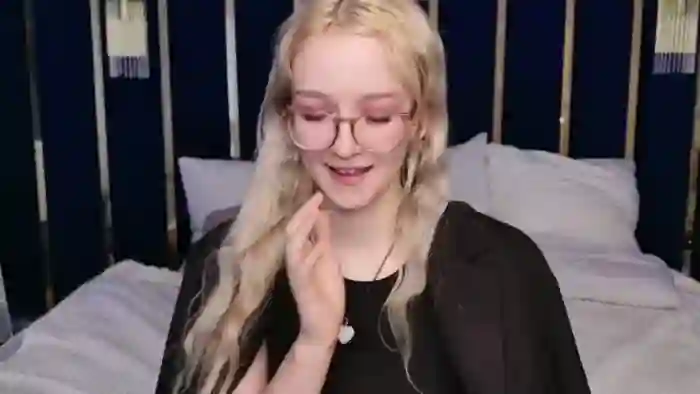 naomi-loys