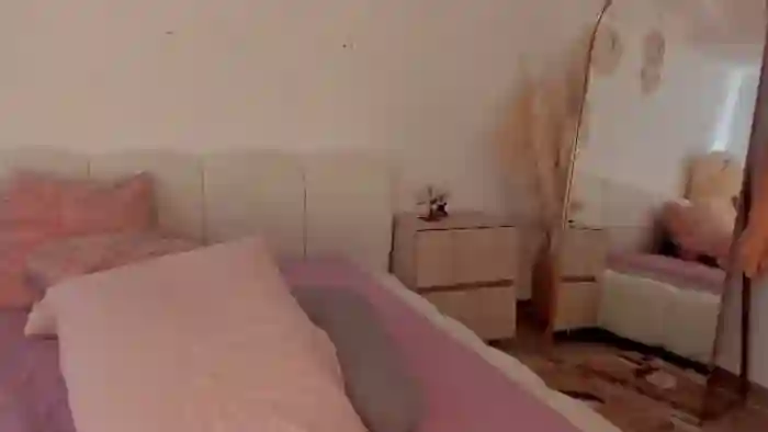 kitty-lowell