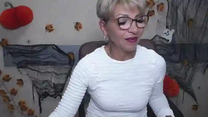 holly-incredible