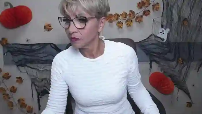 holly-incredible