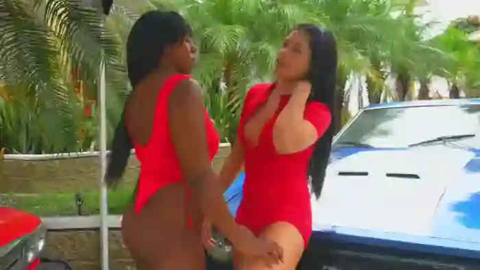 island-girls