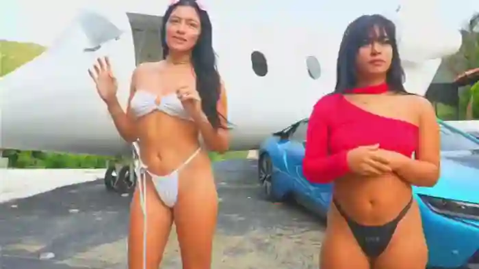 island-girls