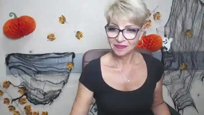 holly-incredible