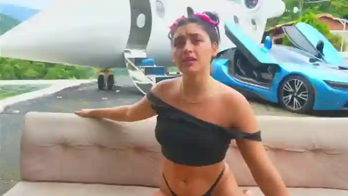 island-girls