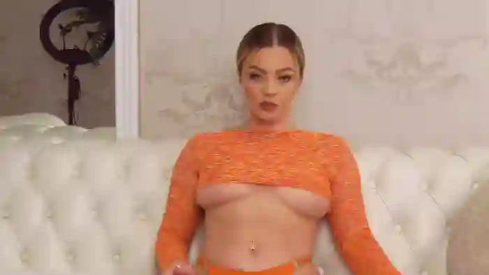 liya-croft