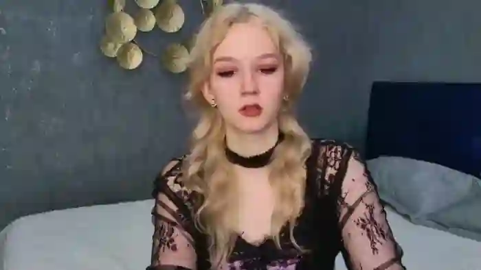 naomi-loys