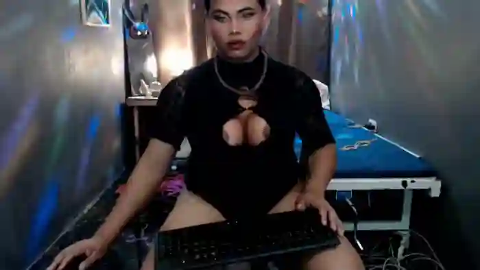 neomie-thompson