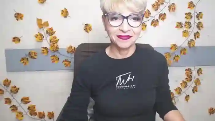 holly-incredible