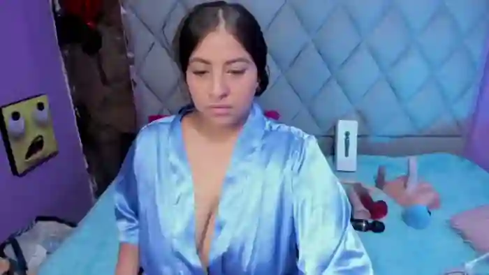 luisana-boobs