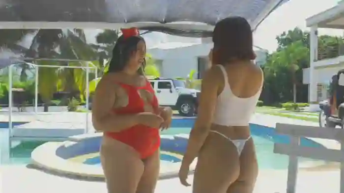 island-girls