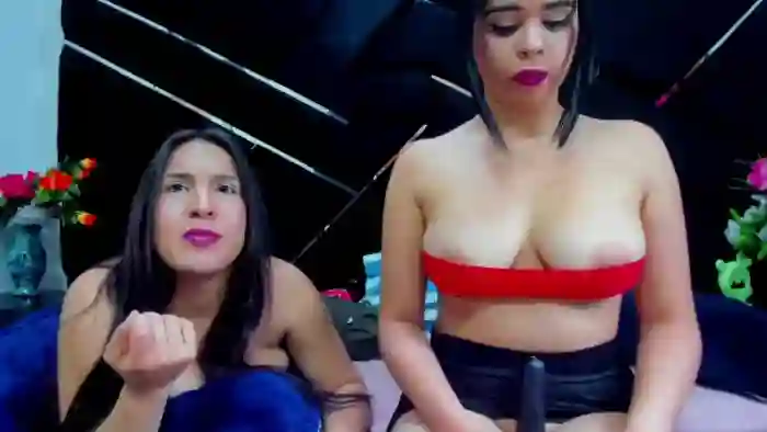 kiara-and-candace