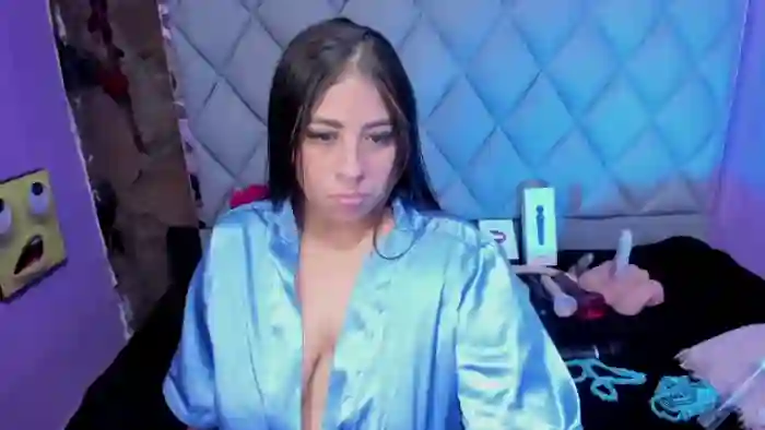 luisana-boobs
