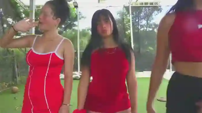island-girls