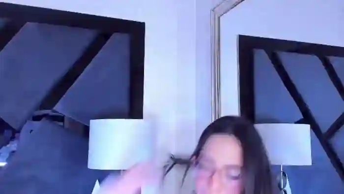 kylie-whitee