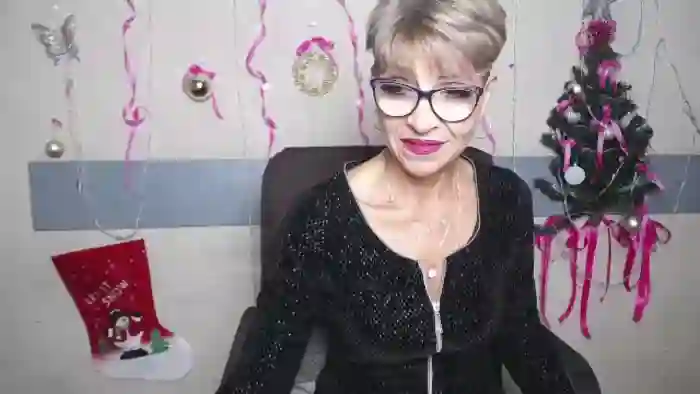 holly-incredible