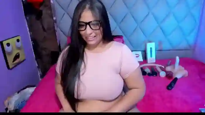 luisana-boobs