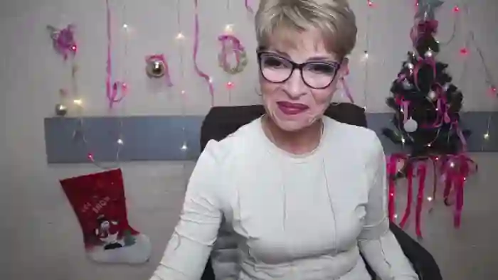 holly-incredible