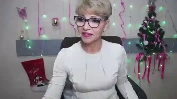 holly-incredible