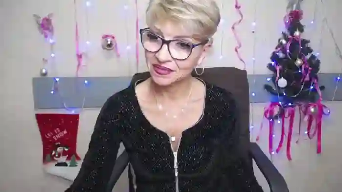 holly-incredible