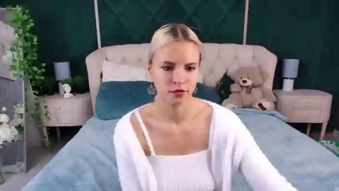 kiara-rolls