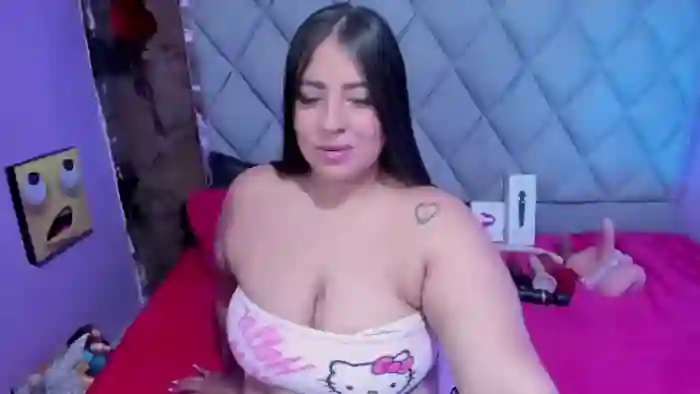 luisana-boobs