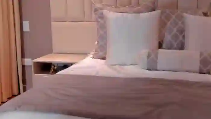 megan-hilton