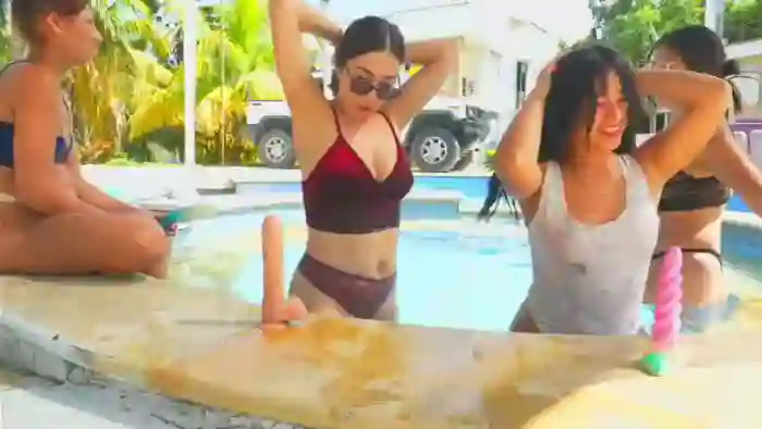 island-girls