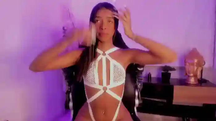 natasha-smiith