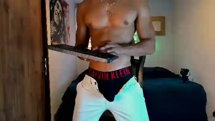 liam-volkov