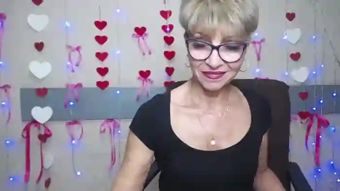 holly-incredible