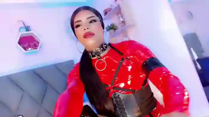 leonela-lucchese