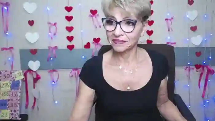 holly-incredible