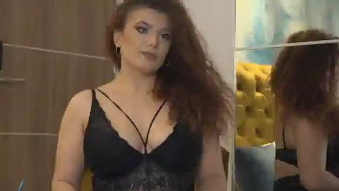 nina-morris