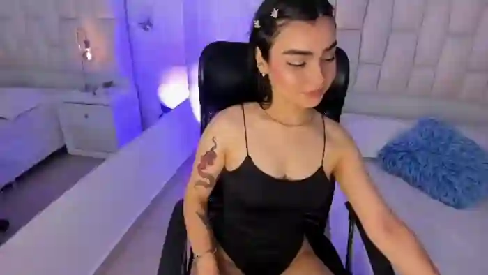 stephany-latina